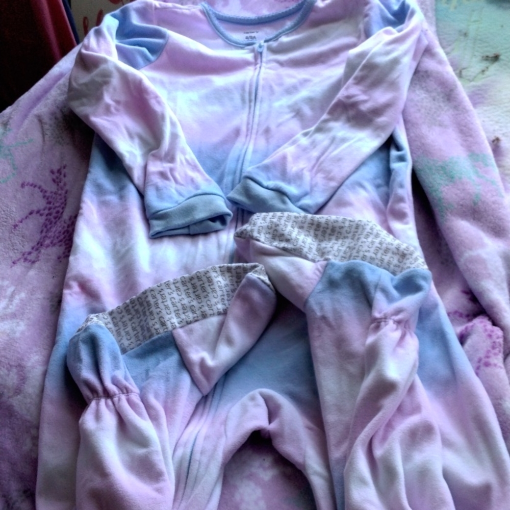 Kids Carter's Footie pajamas